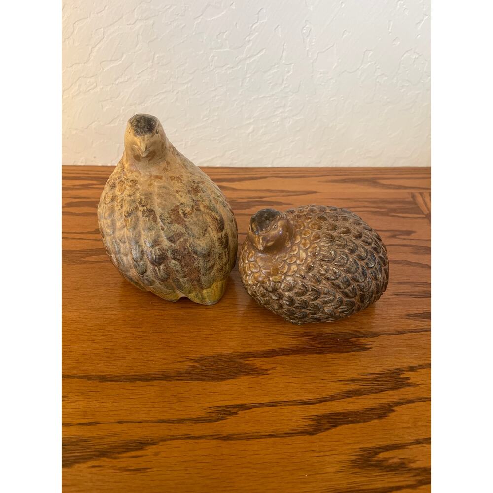 MCM POTTERY QUAIL FIGURINES (2)